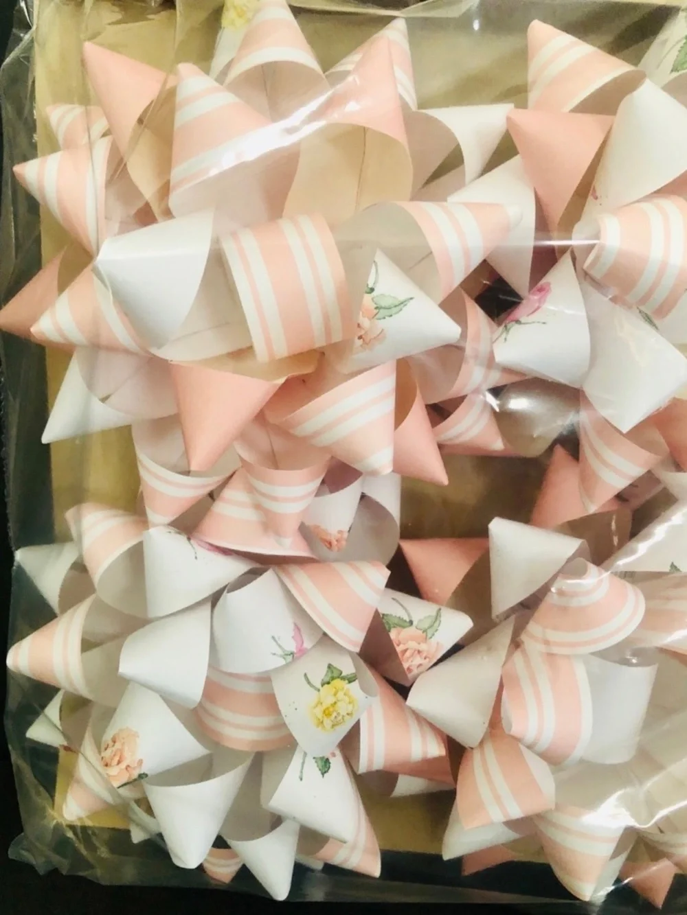 NEW Hand-Crafted Paper Gift Bows Pink Floral Assortment 4 Pack.